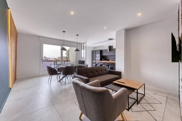 Chambre d’hôte pour 2 personnes, avec balcon à Annemasse - 2