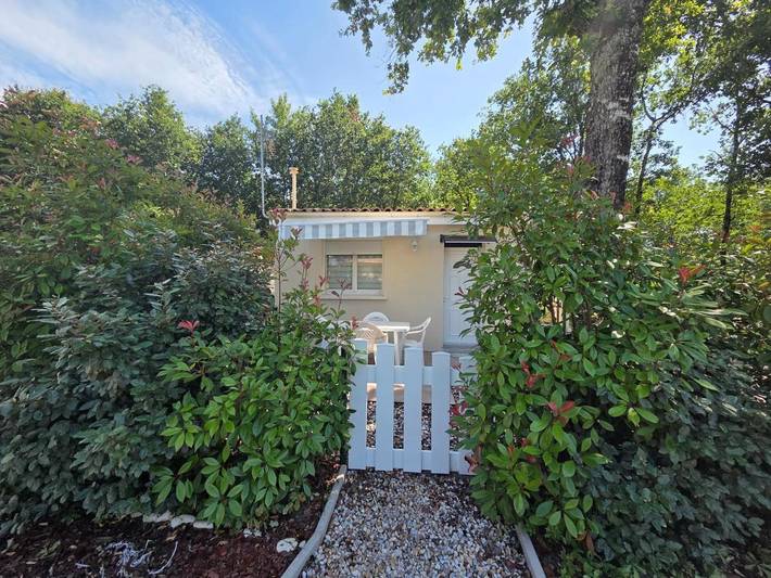 Gîte pour 3 personnes, avec terrasse et jardin à Saint-Savin (Gironde) - 4