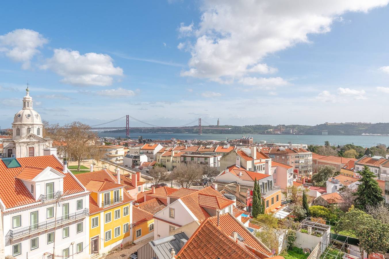 Appartamento intero, Guestready - Grazioso rifugio con vista sul fiume Tagus in Lisbona, Costa de Lisboa
