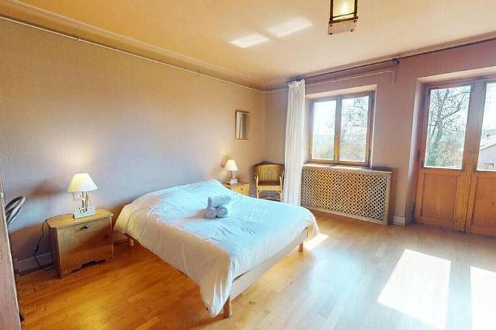 Location de vacances pour 12 personnes, avec terrasse et jardin dans Val-de-Moder - 2