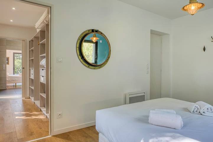 Location de vacances pour 8 personnes, avec jardin et jacuzzi, animaux acceptés dans Plage des Dunes (Bretignolles-sur-Mer) - 4