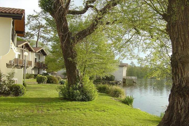 Gîte pour 4 personnes, avec jardin et terrasse dans Etang De Soustons