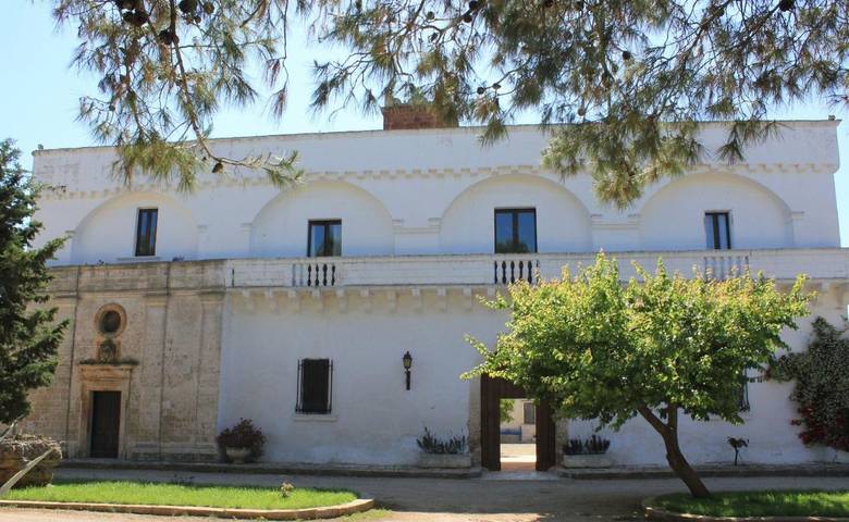 Hotel für 3 Personen, mit Whirlpool und Sauna sowie Pool und Garten in Brindisi - 4