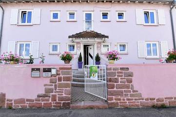 Gîte pour 6 personnes, avec terrasse, animaux acceptés dans Ostheim