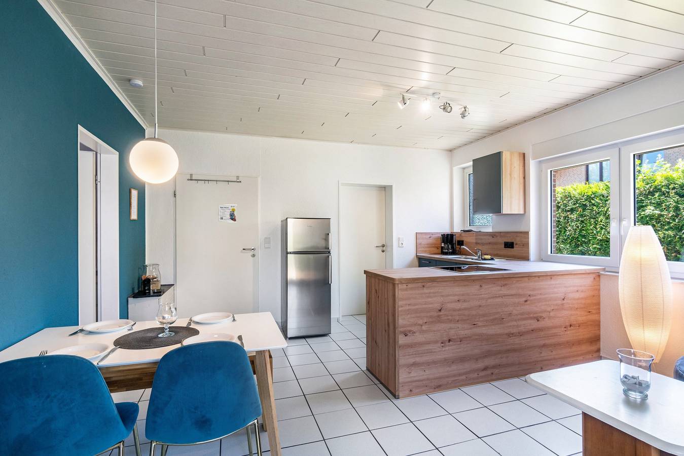 Ganze Wohnung, Ferienwohnung, 47 qm, 1 schlafzimmer, gemeinschaftsterrasse, max. 4 personen + kleinkind in Hooksiel, Wangerland
