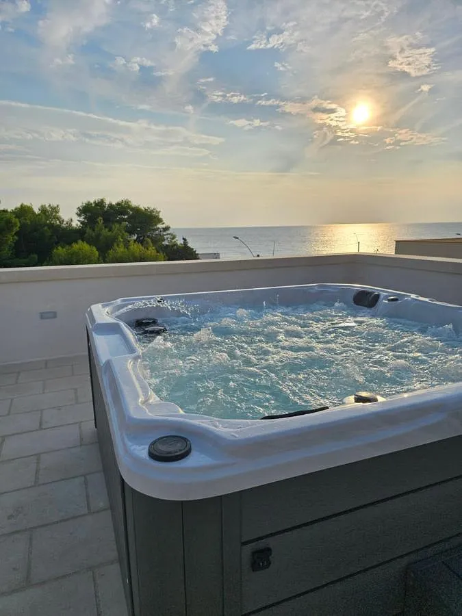 Hotel para 2 personas, con jacuzzi además de piscina y jardín - 1
