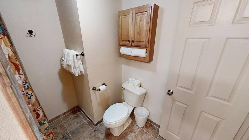 Log cabin for 8 people, with balcony in Red River