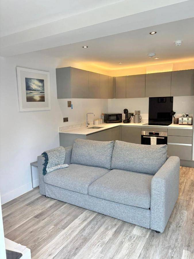 Holiday rental for 2 people, with Terrace and Garden as well as View in Totnes