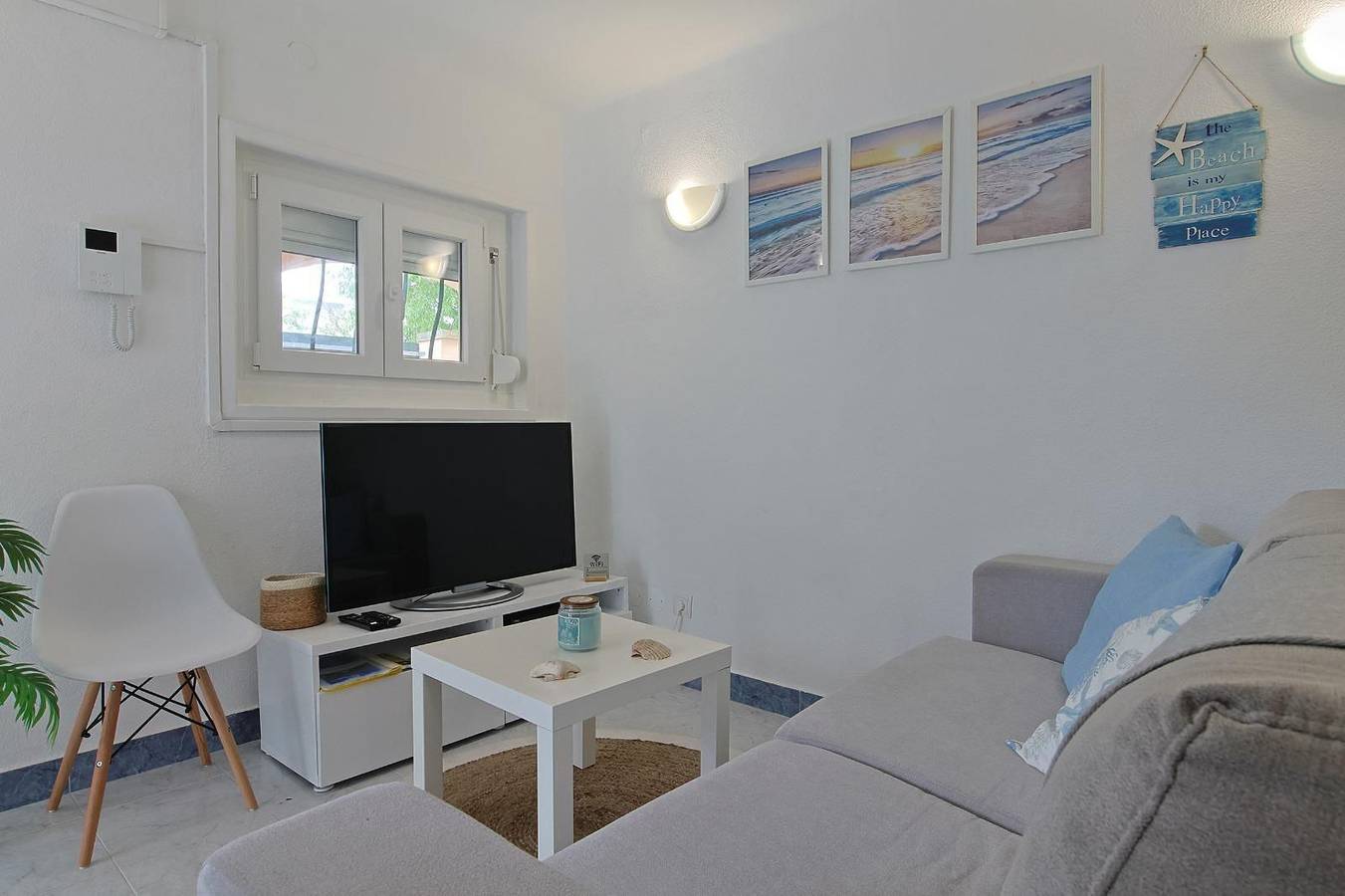 Apartamento entero, Apartamento 'Maria's House' con terraza privada y Wi-Fi in Halbinsel von Setúbal
