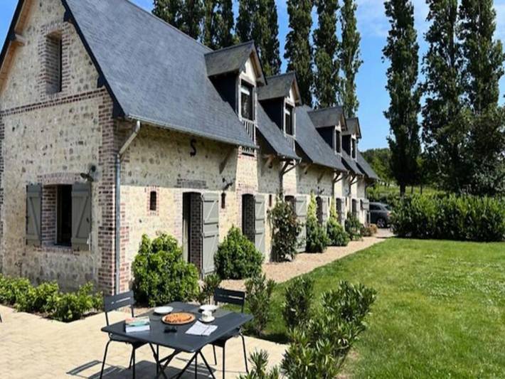 Gîte pour 8 personnes, avec jardin à Pennedepie - 3