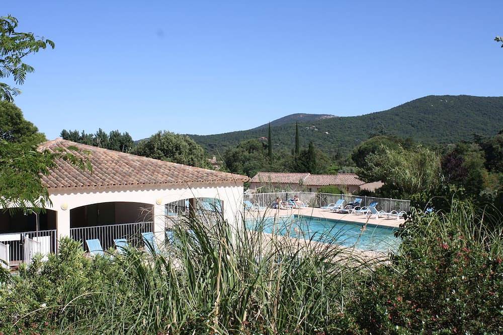 Appartement entier, Appartement 7 personnes, terrasse 1er étage, Plan de la Tour, golfe Saint Tropez in Le Plan-de-la-Tour, Côte méditerranéenne (France)