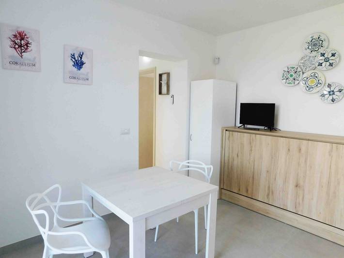 Apartamento entero, Apartamento 'Bilo Vista Mare Dauni' con balcón in Hotel Poseidone, Ugento