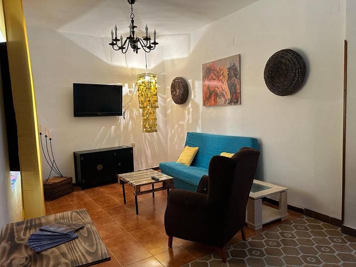 Casa rural para 3 personas, con terraza y vistas, Se admiten mascotas en Baños de la Encina - 2