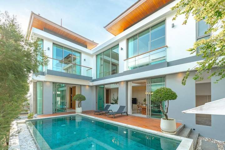 Villa mit pool für 8 Personen, mit Pool und Garten sowie Ausblick in Phuket