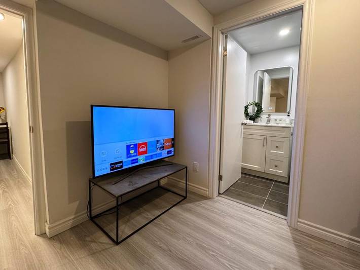 Chambre d’hôte pour 2 personnes, avec jardin et terrasse, animaux acceptés à Toronto - 4