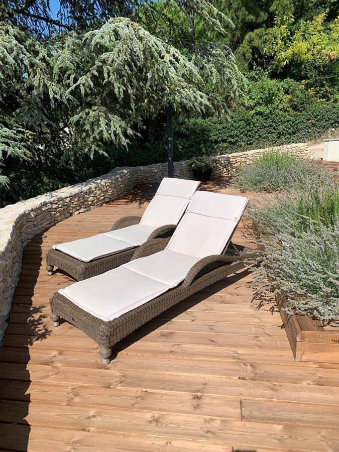 Chambre d’hôte pour 2 personnes, avec vue ainsi que vue sur le lac et jardin à Apt - 4