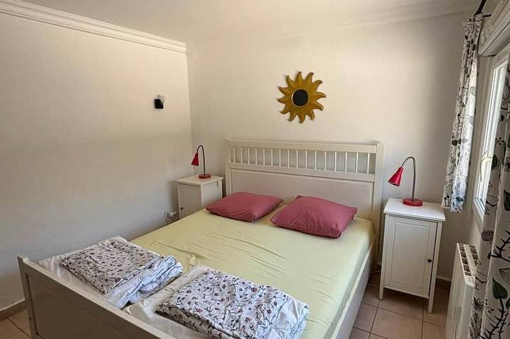 Gîte pour 6 personnes, avec terrasse ainsi que jardin et jacuzzi dans La Madrague - 2