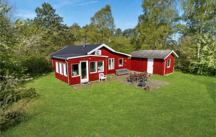 Holiday home for 7 people, with garden and terrace - 1
