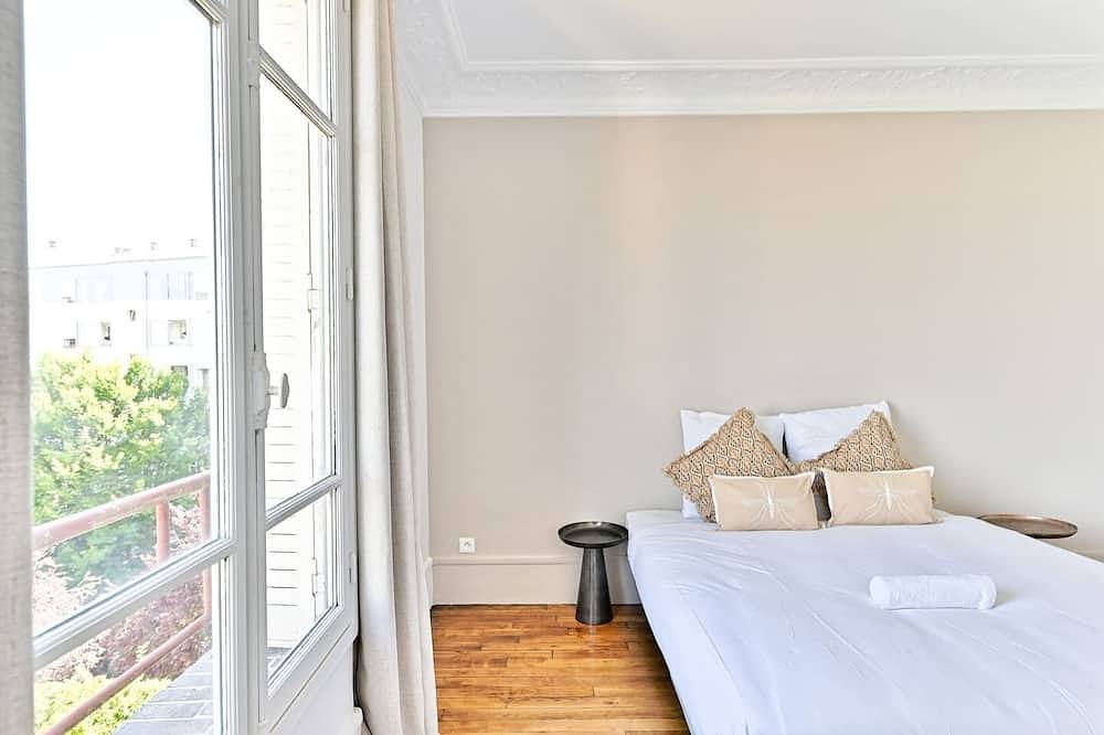 Apartamento entero, Bright apartment - Puteaux in Puteaux, Altos del Sena