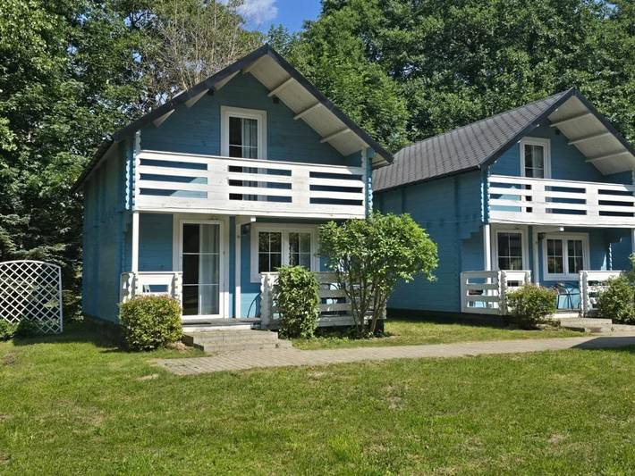 Chalet für 8 Personen, mit Garten und Seeblick sowie Ausblick, mit Haustier - 1