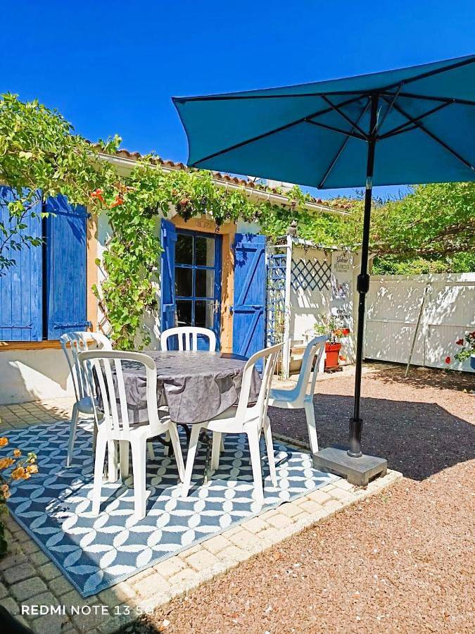 Casa de vacaciones para 6 personas, con terraza y jardín - 1