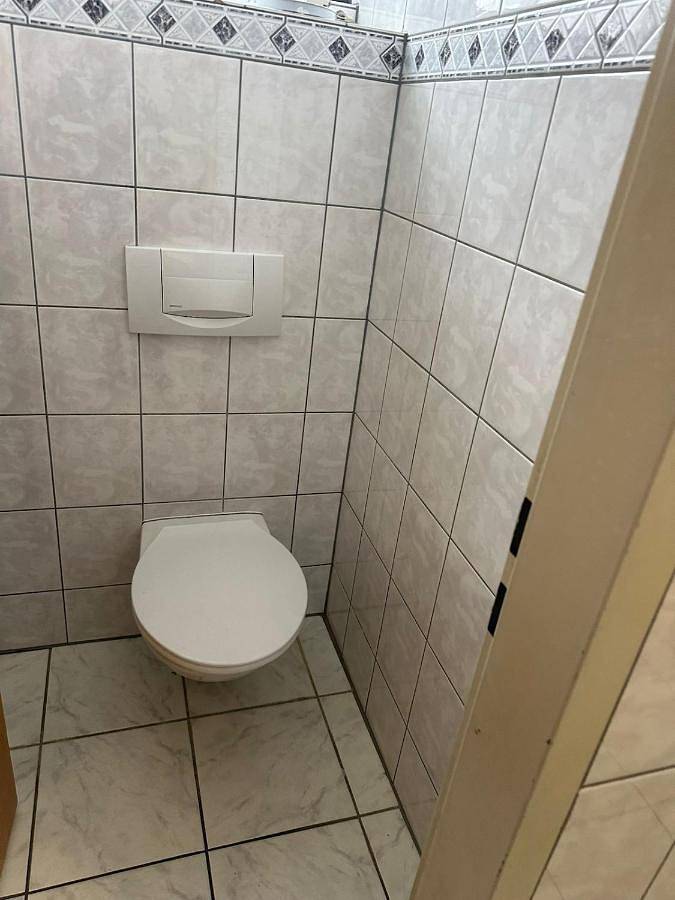Ganze Wohnung, Unterkunft für Monteure, ruhige Lage nahe dem Zentrum in Lampertheim, Bergstraße
