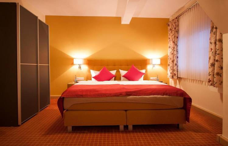 BnB für 2 Personen, mit Terrasse und Garten sowie Sauna in Schmallenberg