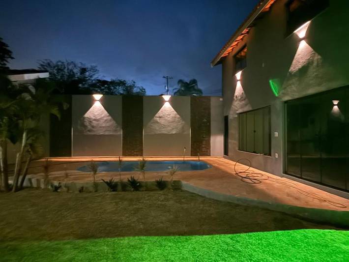 Casas e apartamentos de temporada para 15 pessoas, com jardim e piscina e ainda vista em Bom Jesus dos Perdões