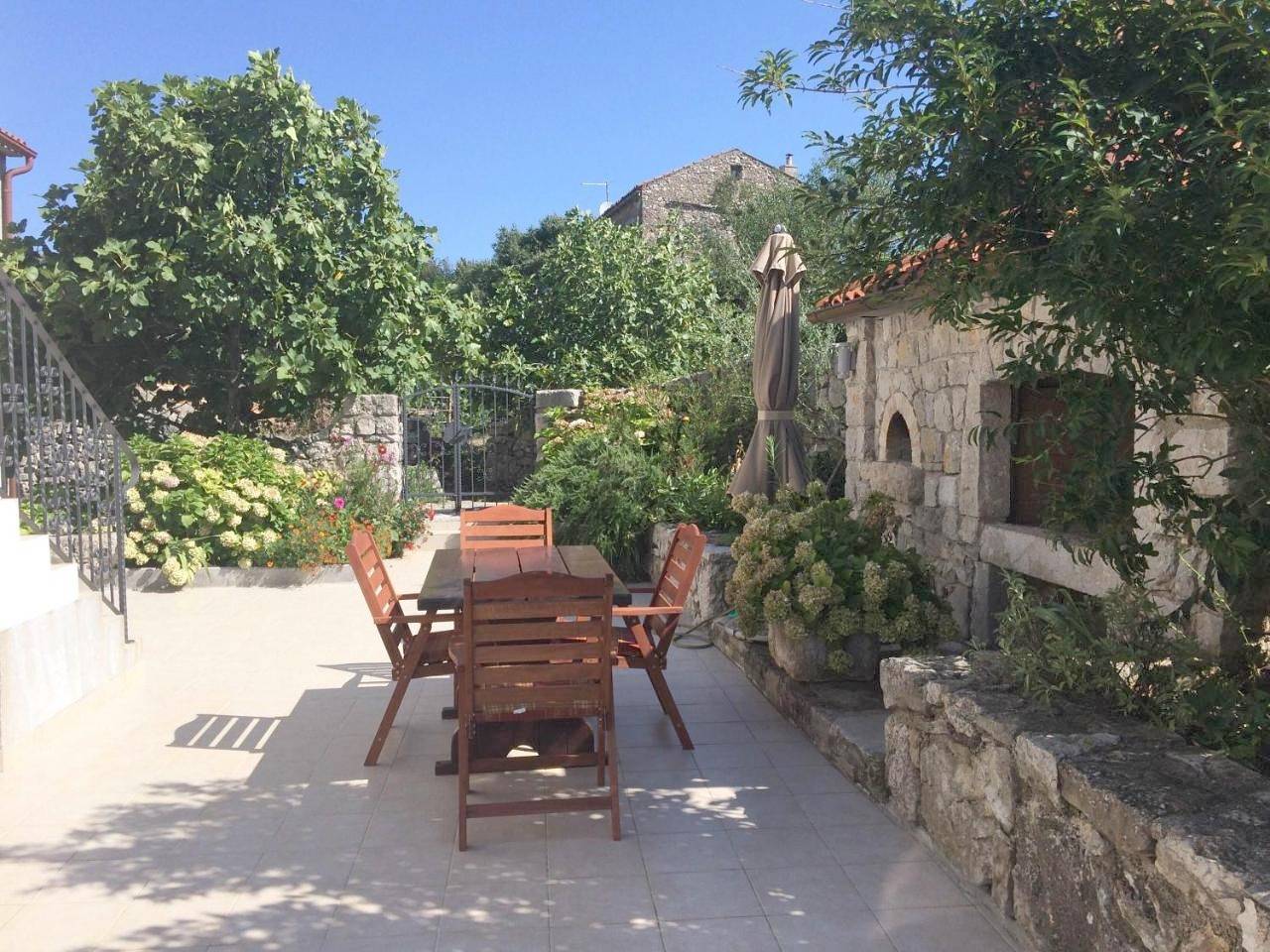 Geheel appartement, One-Bedroom Apartment with Balcony in Cres Stad, Cres