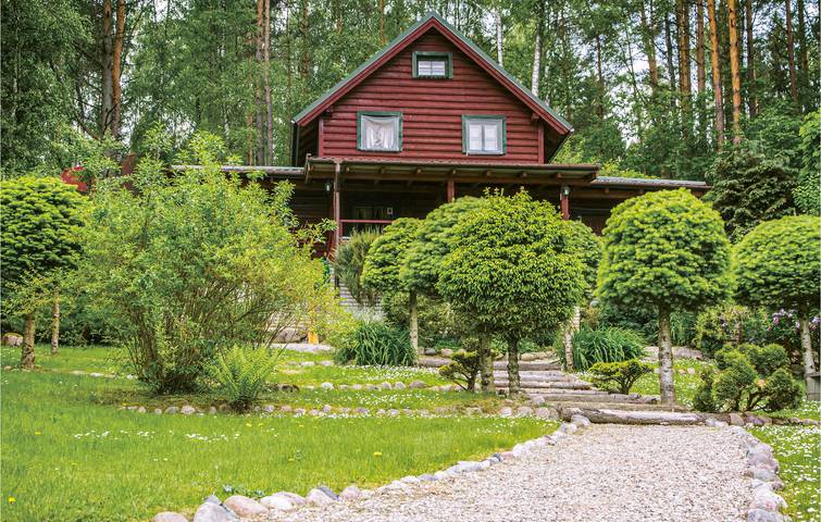 Ferienhaus für 6 Personen mit Terrasse in Powiat Olsztyński