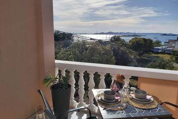 Ferienwohnung für 2 Personen, mit Garten und Terrasse sowie Whirlpool, mit Haustier in Drage