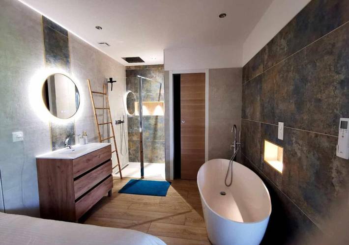 Gîte pour 2 personnes, avec terrasse et vue à Tanneron - 3