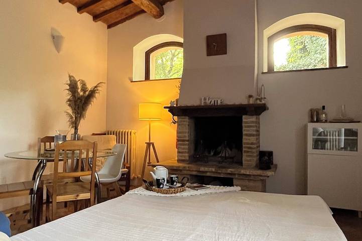 Haus mit privatem Pool zur exklusiven Nutzung zwischen Wäldern und Hügeln, in Spoleto, Perugia Provinz