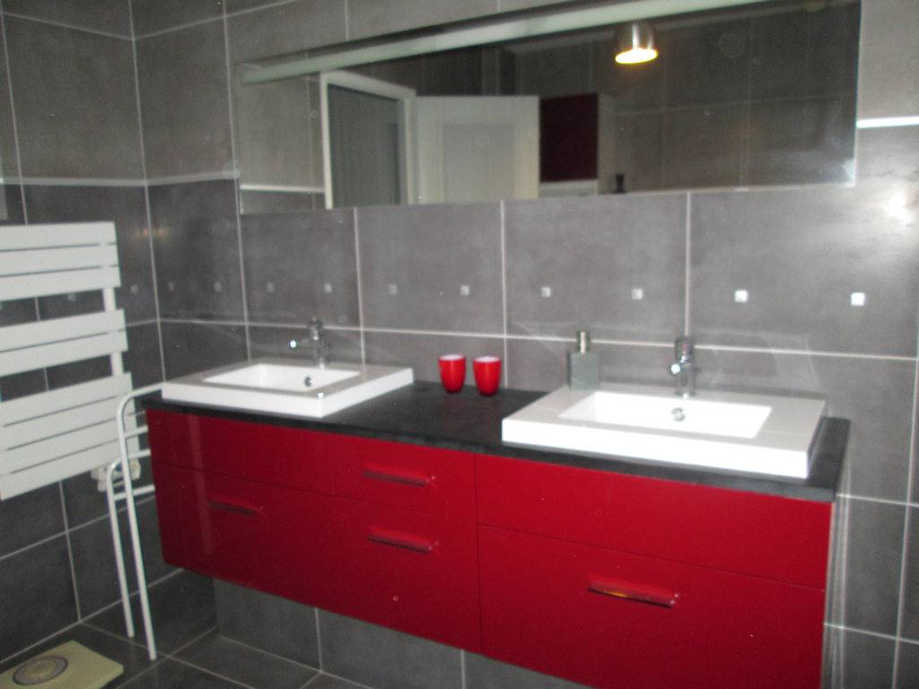 Les Écureuils - Chambre Vermeil in Saint-Laurent-de-la-Prée, Région de Rochefort