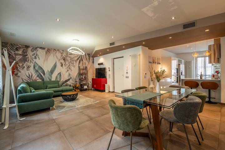 Apartamento de vacaciones para 6 personas, con balcón y jacuzzi - 1