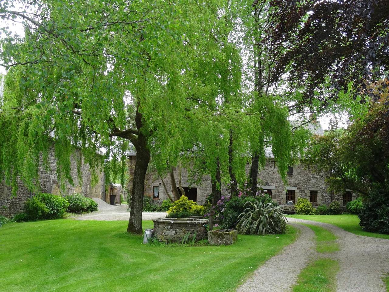 Steinhaus aus dem 17. Jhdt mit Kamin, Garten & Wlan – ländliche Idylle in der Normandie in Cerisy-la-Salle, Coutances und Umgebung