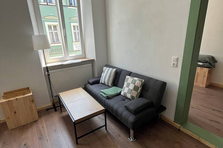 Ganze Wohnung, Fichtelzimmer - zentrale und moderne Ferienwohnung im Herzen von Wunsiedel in Wunsiedel, Landkreis Wunsiedel im Fichtelgebirge