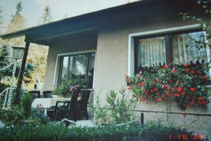 Ferienhaus für 4 Personen, mit Terrasse und Garten in Auerbach
