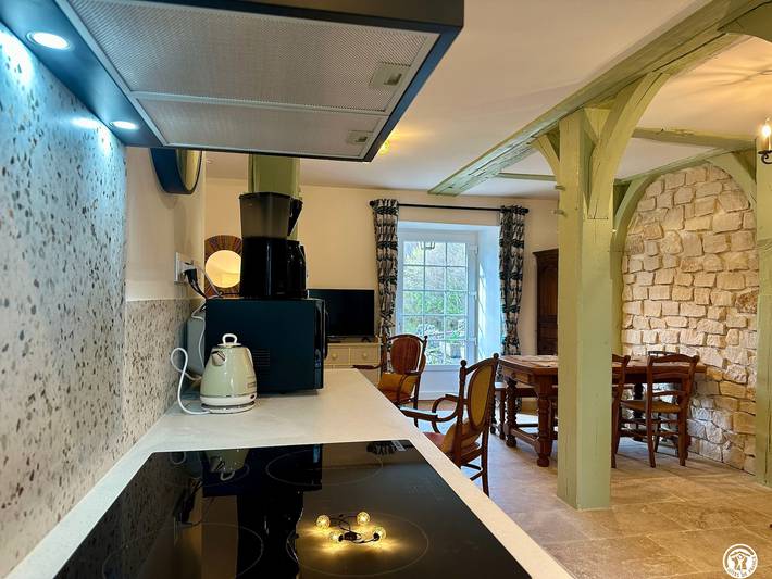 Gîte avec terrasse au bord de l'eau - 4 pers. in Pont-et-Massène, Région de Montbard