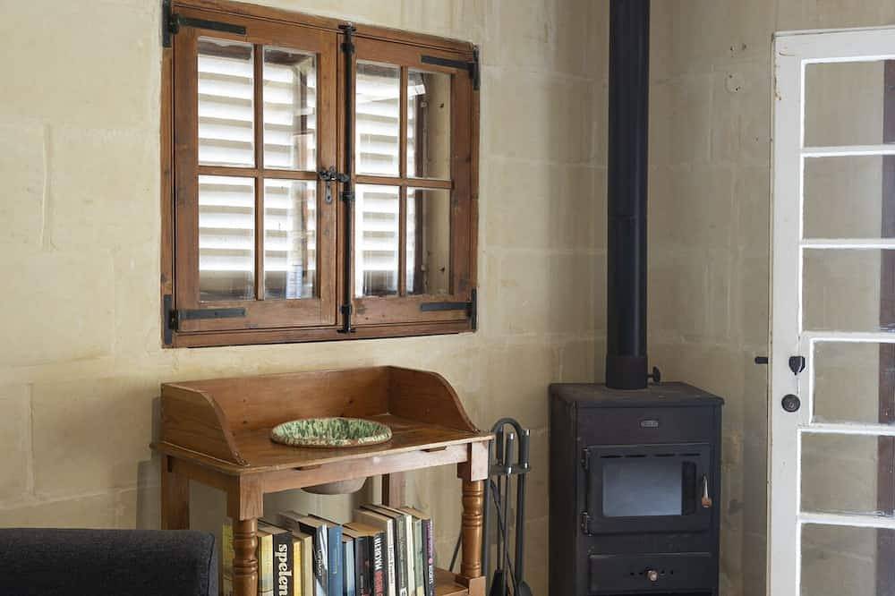 Dar ta' Cikka - 1 bedroom house with valley views in Ghasri, Gozo