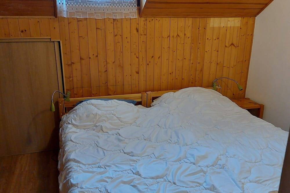 Appartement Calme, Ensoleillé, vue Imprenable, Spacieux 70 m2, Classé 3* in Molines-en-Queyras, Queyras