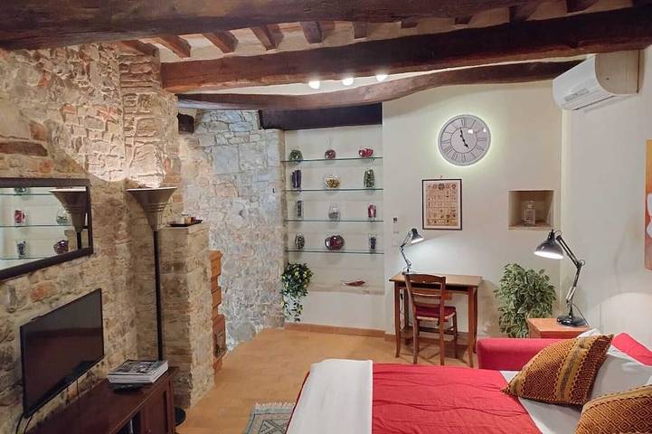 Lake Trasimeno San Savino Townhouse AC Kostenloses Wi-Fi in Magione, Lago Trasimeno