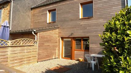 Gîte pour 4 personnes, avec jardin dans Louveigné