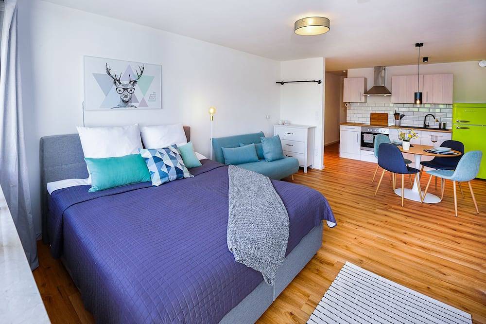 Ganze Wohnung, Oberreute - Moderne Ferienwohnung mit Panorama-Ausblick in's Allgäu in Oberreute, Bayerisch Schwaben