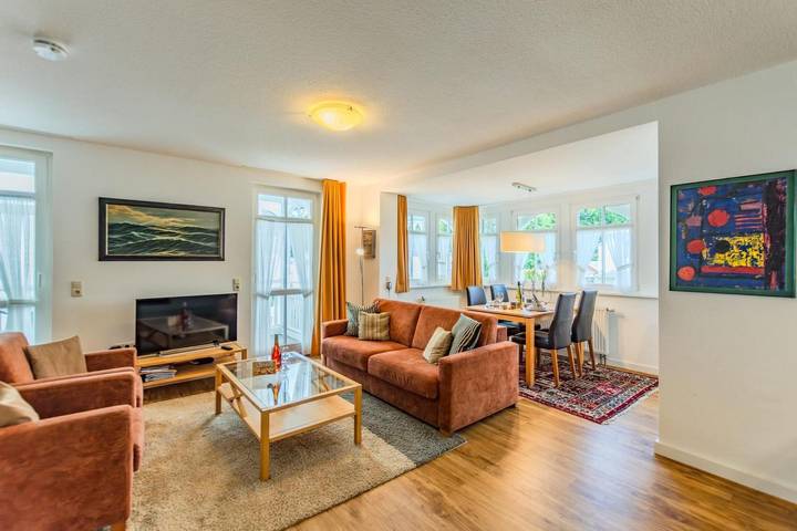 Apartamento entero, Apartamento 'Villenblick' con silla de playa incluida in Ostseebad Binz, Binz