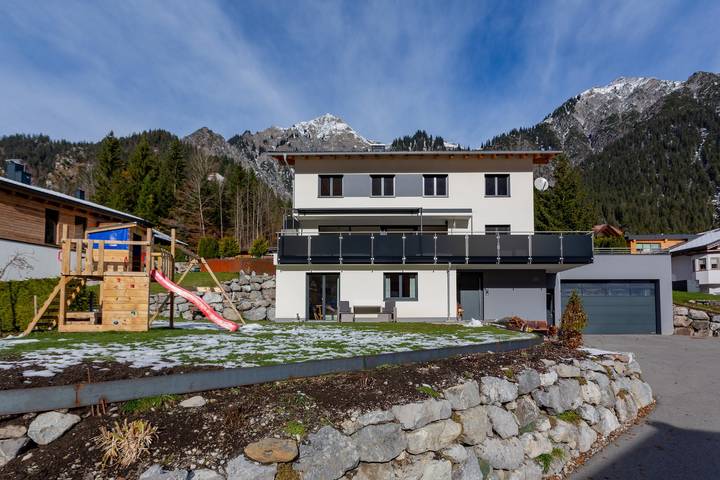 Ganze Ferienwohnung, Appartement/Fewo, Dusche, Wc, 1 Schlafraum in Sonnenkopf, Dalaas