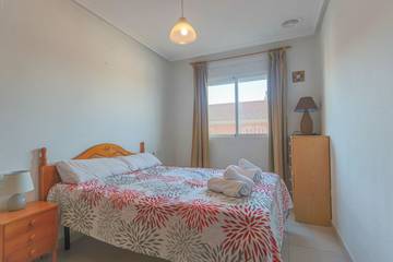 Apartment for 2 People in Santa Pola, Costa Blanca, Photo 4