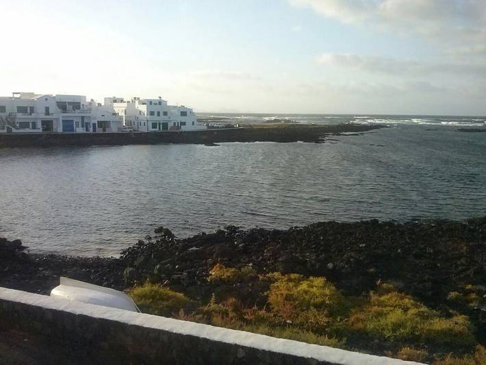 Location de vacances pour 4 personnes, avec vue et terrasse, adapté aux familles à Orzola - 2