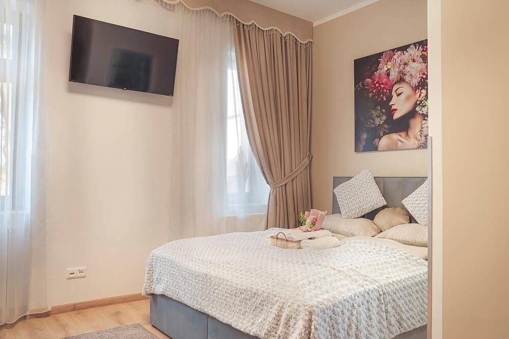 Suite mit eigene Küche in Waßmannsdorf, Schönefeld