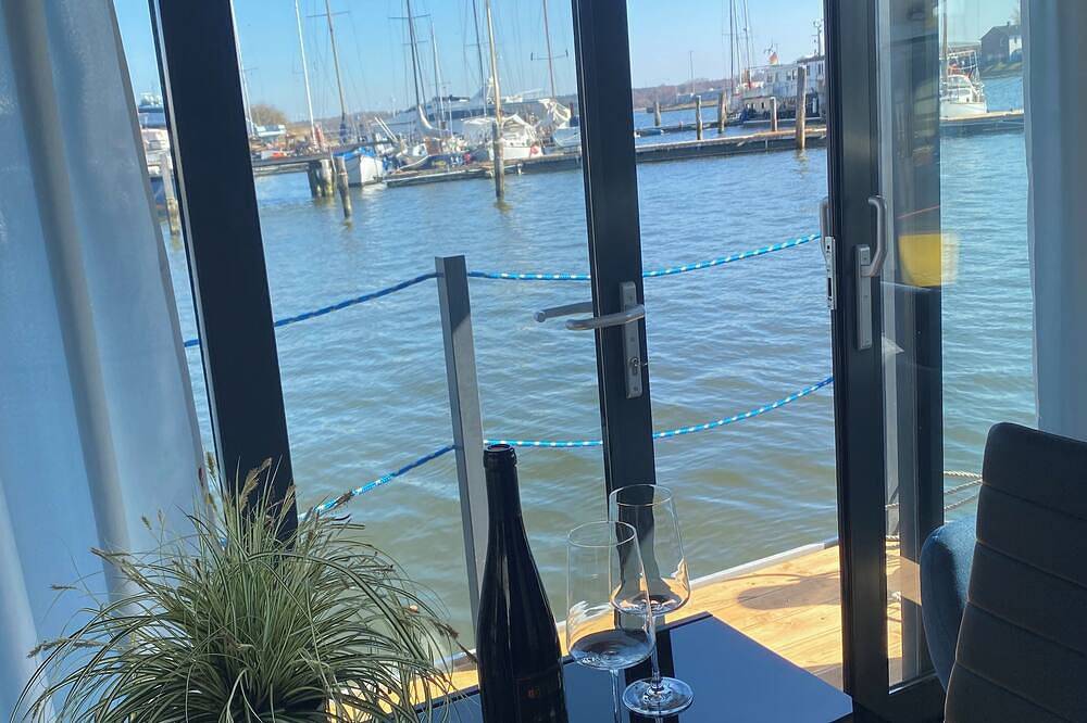 Hausboot für 4 Personen in Kücknitz, Lübecker Bucht